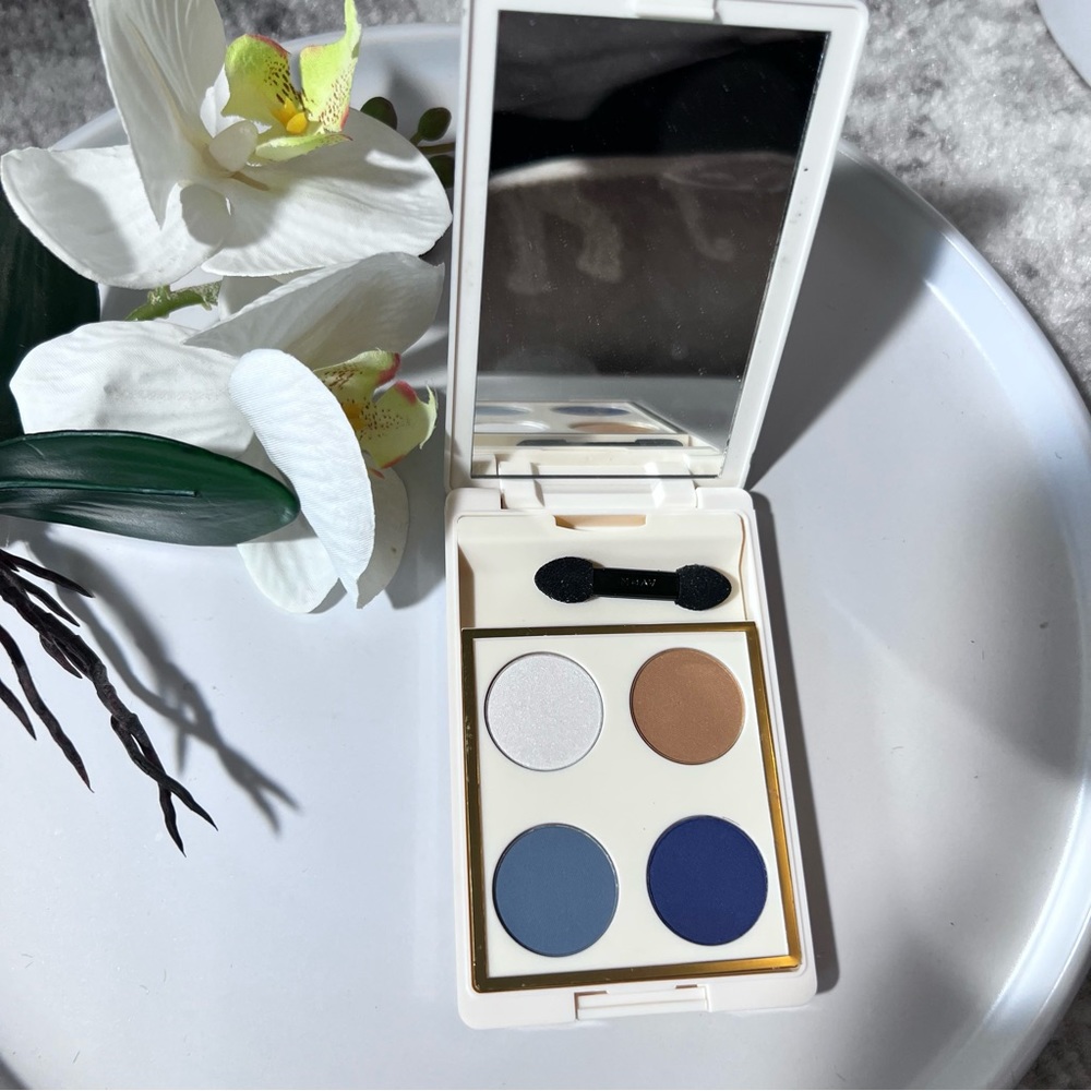 Estée Lauder Compact Disc Eyeshadow Pallet 4 Colors New